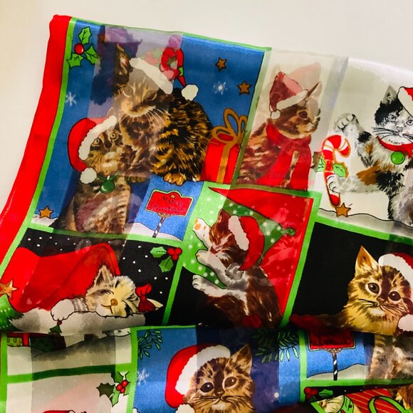 CHRISTMAS Scarf with Holiday Themed Cats  EUC - Picture 5 of 5